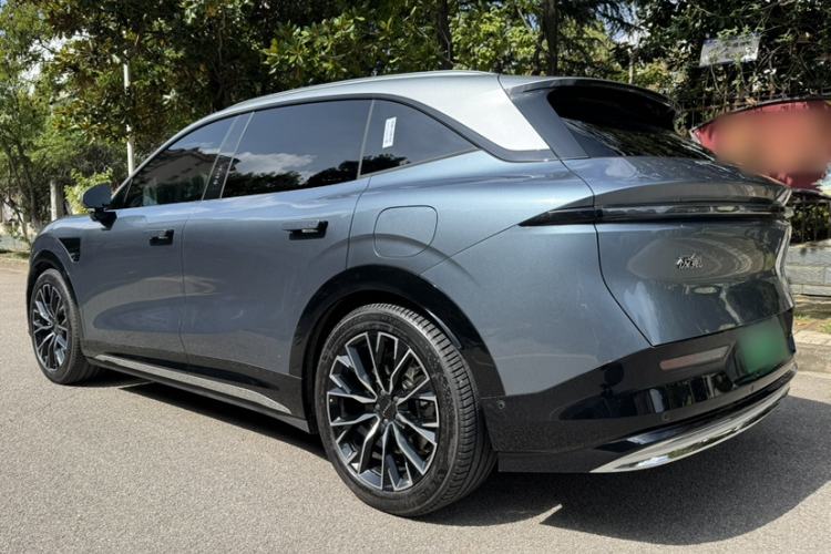 Used Zeekr 7X 2025 100kWh Long-Range All-Wheel Drive Intelligent Driving Version Exterior 2