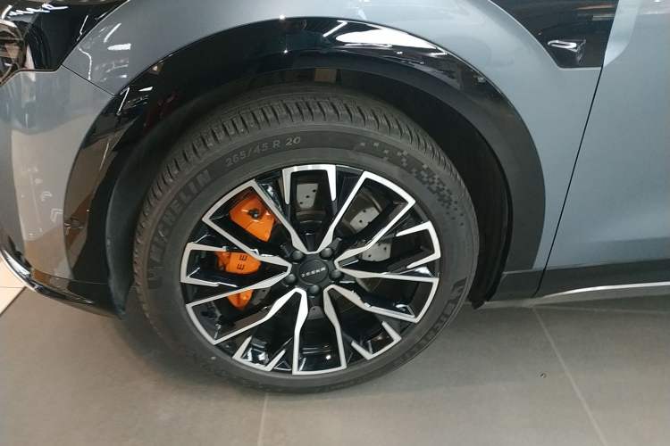Used Zeekr 7X 2025 75 kWh Rear-Wheel Drive Intelligent Driving Version Exterior 4