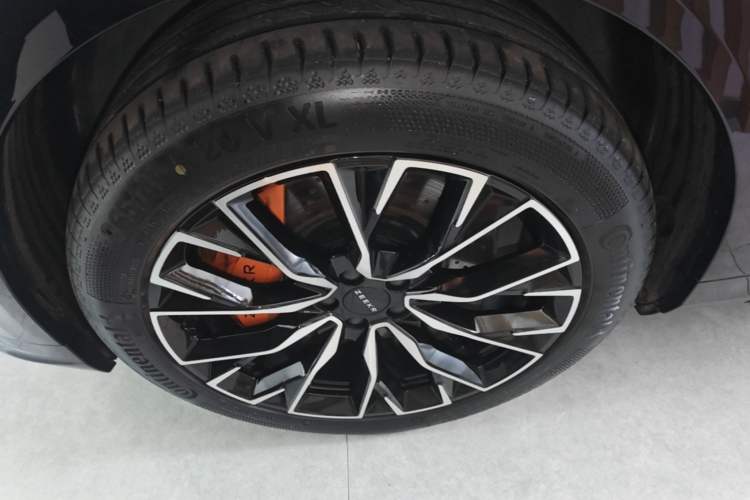 Used Zeekr 7X 2025 75 kWh Rear-Wheel Drive Intelligent Driving Version Exterior 4