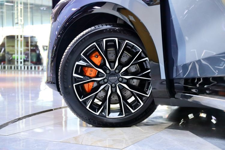 Used Zeekr 7X 2025 100kWh Long-Range All-Wheel Drive Intelligent Driving Version Exterior 7