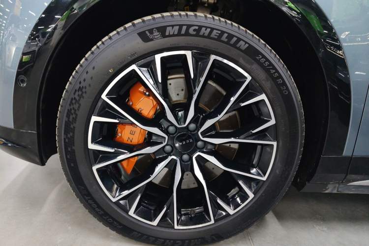 Used Zeekr 7X 2025 100 kWh Long-Range Rear-Wheel Drive with Intelligent Driving Features Exterior 7