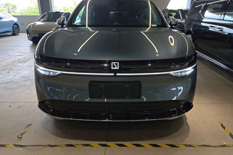 Used Zeekr 7X 2025 100 kWh Long-Range Rear-Wheel Drive with Intelligent Driving Features Front