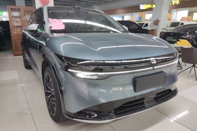 Used Zeekr 7X 2025 100 kWh Long-Range Rear-Wheel Drive with Intelligent Driving Features Front Right 45 Deg