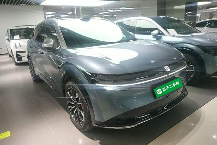 Used Zeekr 7X 2025 100 kWh Long-Range Rear-Wheel Drive with Intelligent Driving Features Front Right 45 Deg