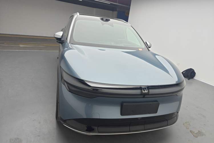 Used Zeekr 7X 2025 100 kWh Long-Range Rear-Wheel Drive with Intelligent Driving Features Front