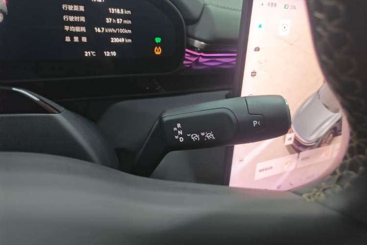 Used Zeekr 7X 2025 100 kWh Long-Range Rear-Wheel Drive with Intelligent Driving Features Gear Lever