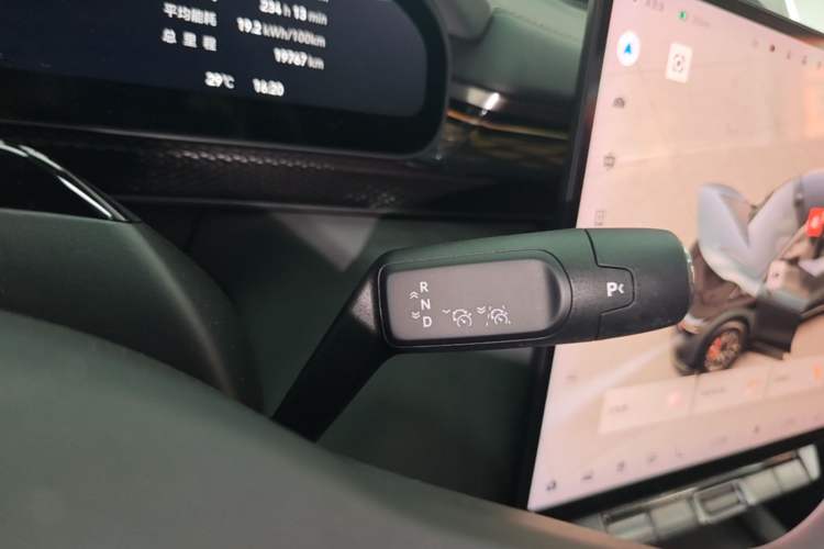 Used Zeekr 7X 2025 75 kWh Rear-Wheel Drive Intelligent Driving Version Gear Lever