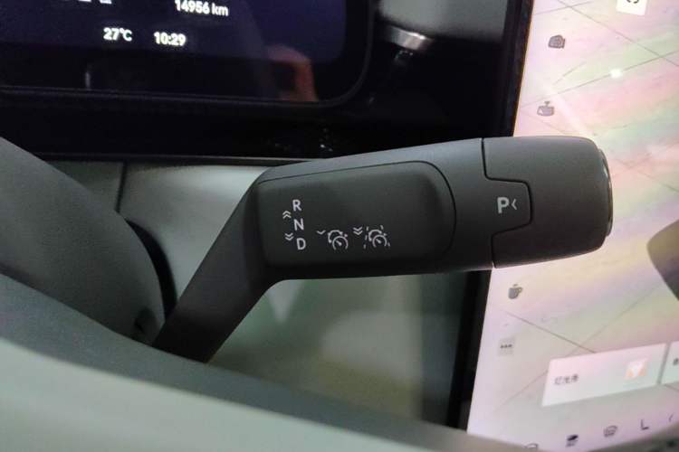 Used Zeekr 7X 2025 100kWh Long-Range All-Wheel Drive Intelligent Driving Version Gear Lever