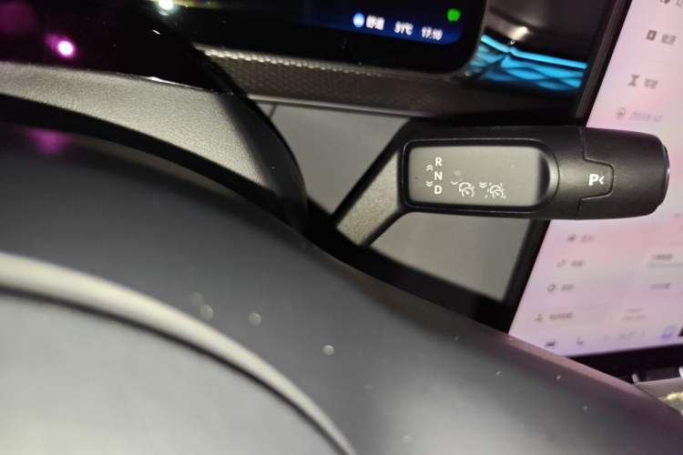 Used Zeekr 7X 2025 75 kWh Rear-Wheel Drive Intelligent Driving Version Gear Lever