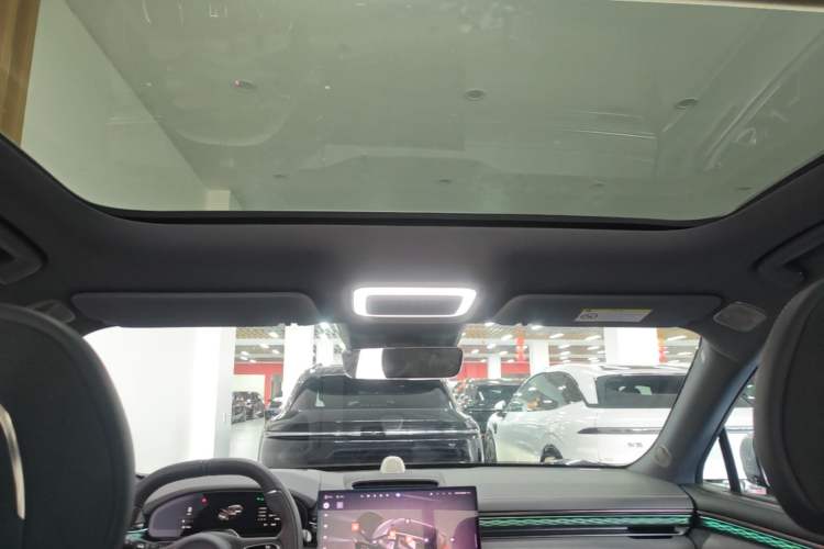 Used Zeekr 7X 2025 75 kWh Rear-Wheel Drive Intelligent Driving Version Headliner