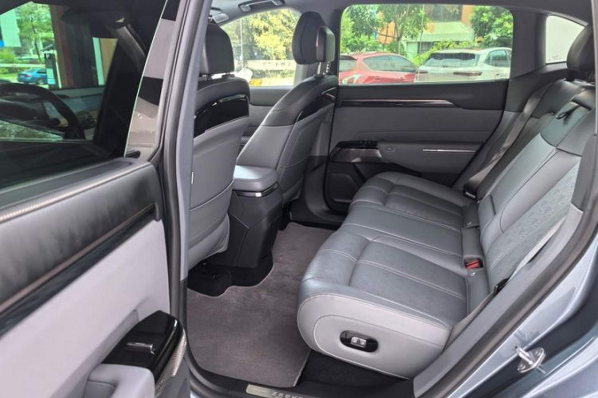 Used Zeekr 7X 2025 75 kWh Rear-Wheel Drive Intelligent Driving Version Interior 2