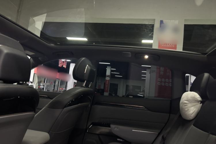 Used Zeekr 7X 2025 75 kWh Rear-Wheel Drive Intelligent Driving Version Interior 3