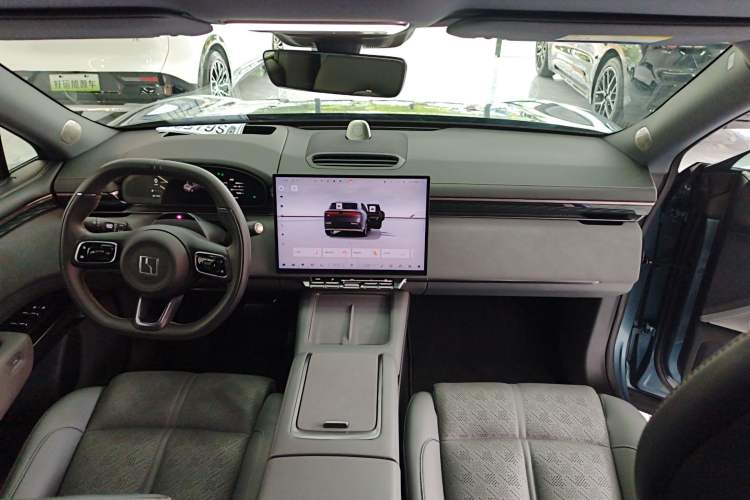 Used Zeekr 7X 2025 75 kWh Rear-Wheel Drive Intelligent Driving Version Interior 4