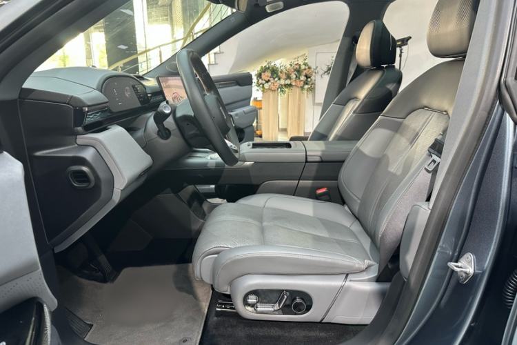 Used Zeekr 7X 2025 75 kWh Rear-Wheel Drive Intelligent Driving Version Interior 5
