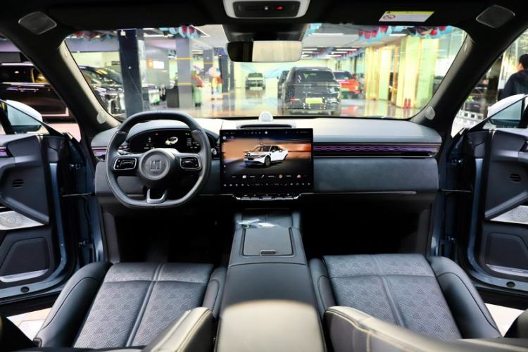 Used Zeekr 7X 2025 100kWh Long-Range All-Wheel Drive Intelligent Driving Version Interior 6