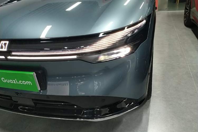 Used Zeekr 7X 2025 75 kWh Rear-Wheel Drive Intelligent Driving Version Left Front Headlight