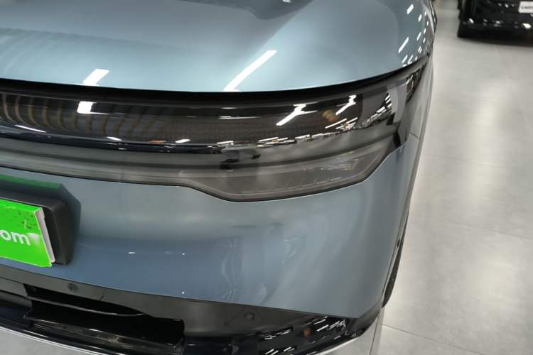 Used Zeekr 7X 2025 75 kWh Rear-Wheel Drive Intelligent Driving Version Left Front Headlight