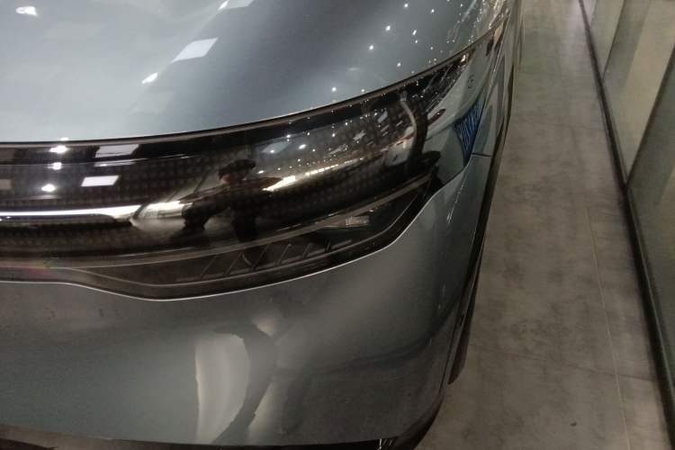 Used Zeekr 7X 2025 100kWh Long-Range All-Wheel Drive Intelligent Driving Version Left Front Headlight