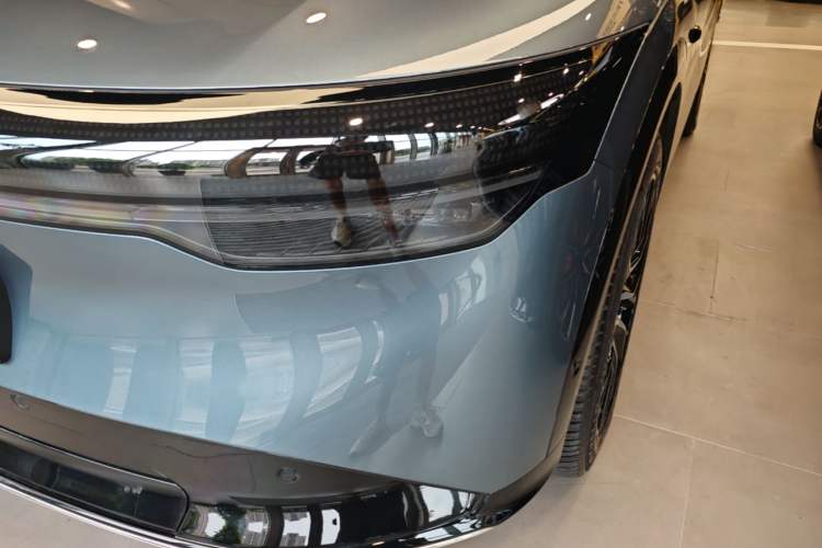 Used Zeekr 7X 2025 75 kWh Rear-Wheel Drive Intelligent Driving Version Left Front Headlight