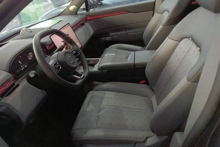 Used Zeekr 7X 2025 100kWh Long-Range All-Wheel Drive Intelligent Driving Version Left Front Seat