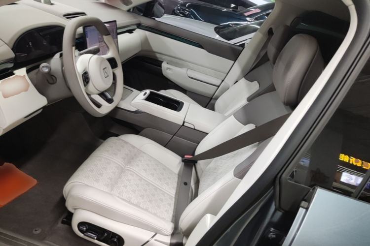 Used Zeekr 7X 2025 100 kWh Long-Range Rear-Wheel Drive with Intelligent Driving Features Left Front Seat