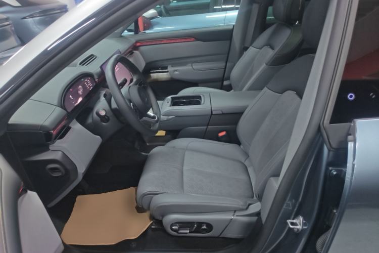 Used Zeekr 7X 2025 75 kWh Rear-Wheel Drive Intelligent Driving Version Left Front Seat
