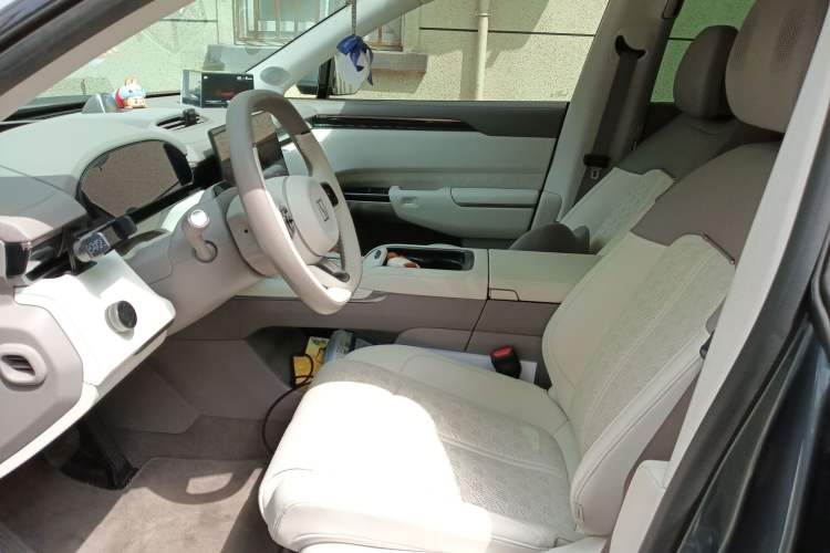 Used Zeekr 7X 2025 100kWh Long-Range All-Wheel Drive Intelligent Driving Version Left Front Seat