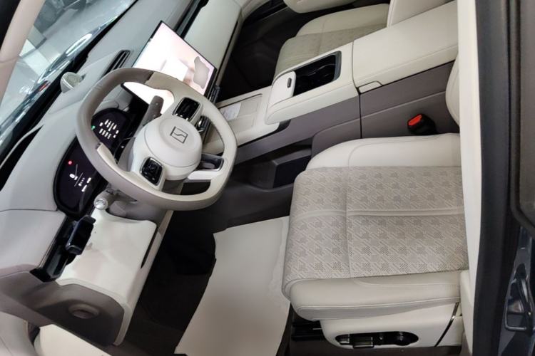 Used Zeekr 7X 2025 100kWh Long-Range All-Wheel Drive Intelligent Driving Version Left Front Seat