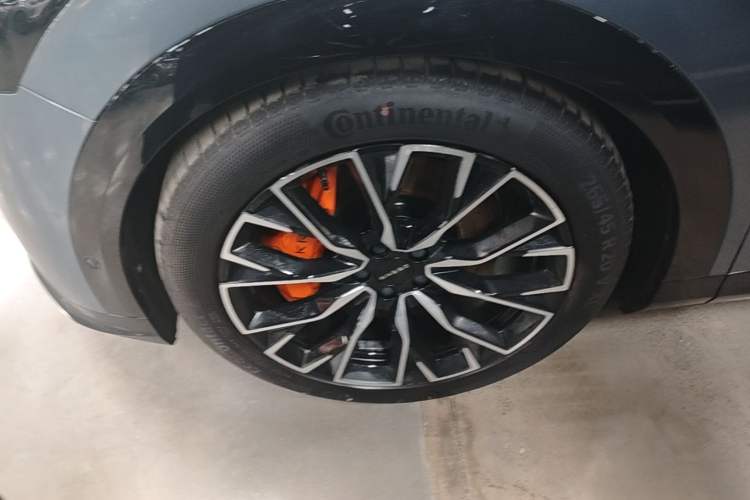 Used Zeekr 7X 2025 100kWh Long-Range All-Wheel Drive Intelligent Driving Version Left Front Wheel Hub