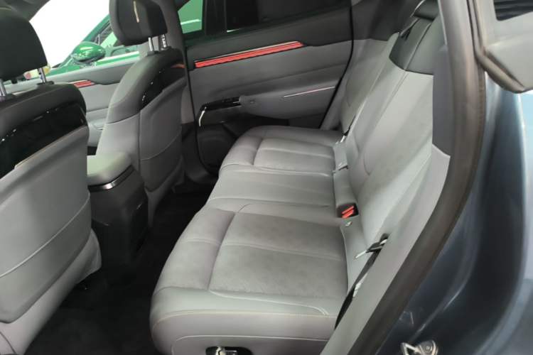 Used Zeekr 7X 2025 75 kWh Rear-Wheel Drive Intelligent Driving Version Left Rear Seat