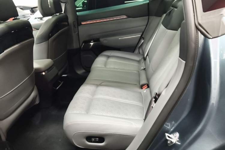 Used Zeekr 7X 2025 75 kWh Rear-Wheel Drive Intelligent Driving Version Left Rear Seat