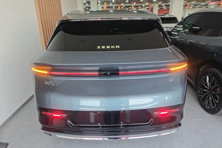Used Zeekr 7X 2025 75 kWh Rear-Wheel Drive Intelligent Driving Version Rear