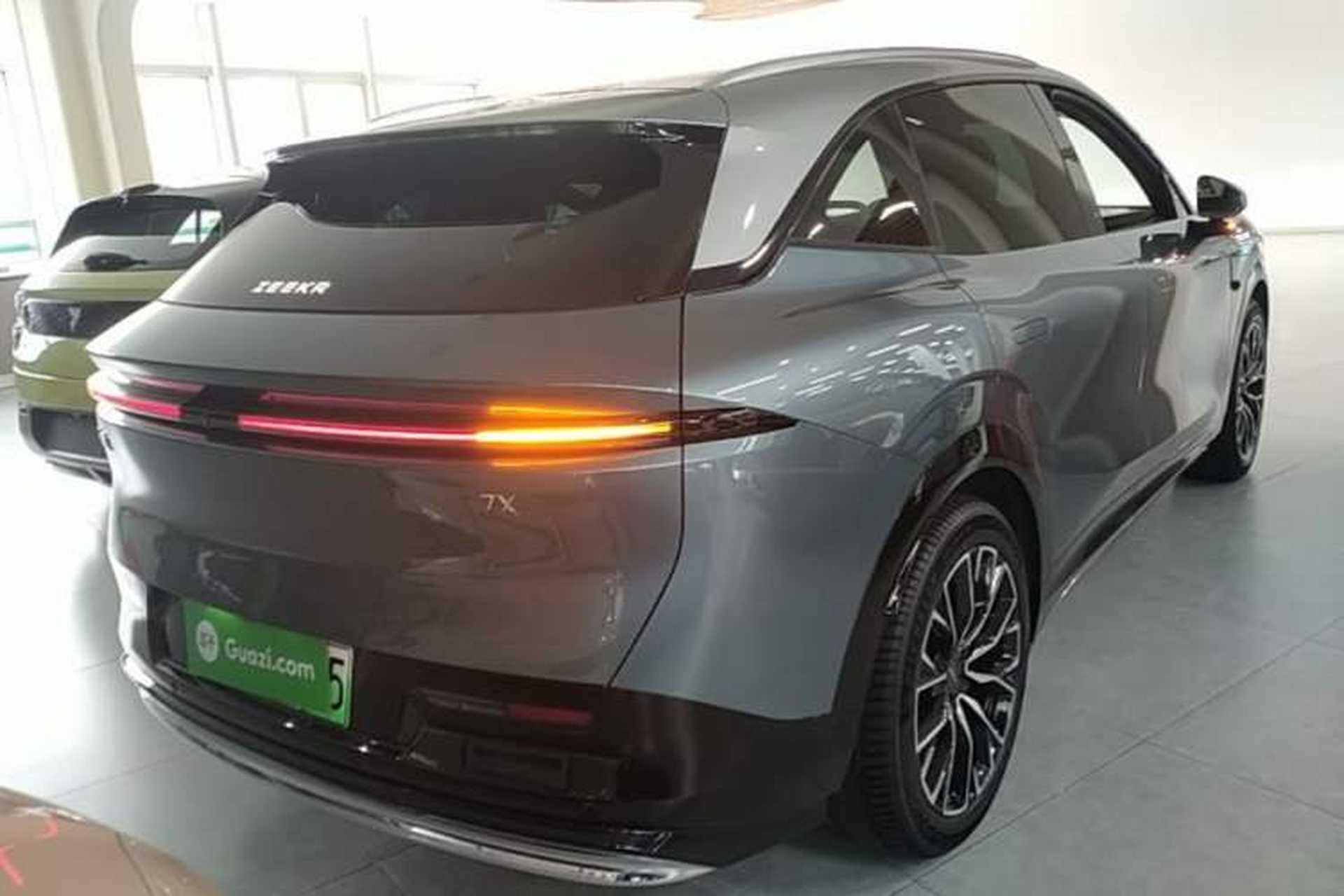 Used Zeekr 7X 2025 75 kWh Rear-Wheel Drive Intelligent Driving Version Rear Right 45 Deg