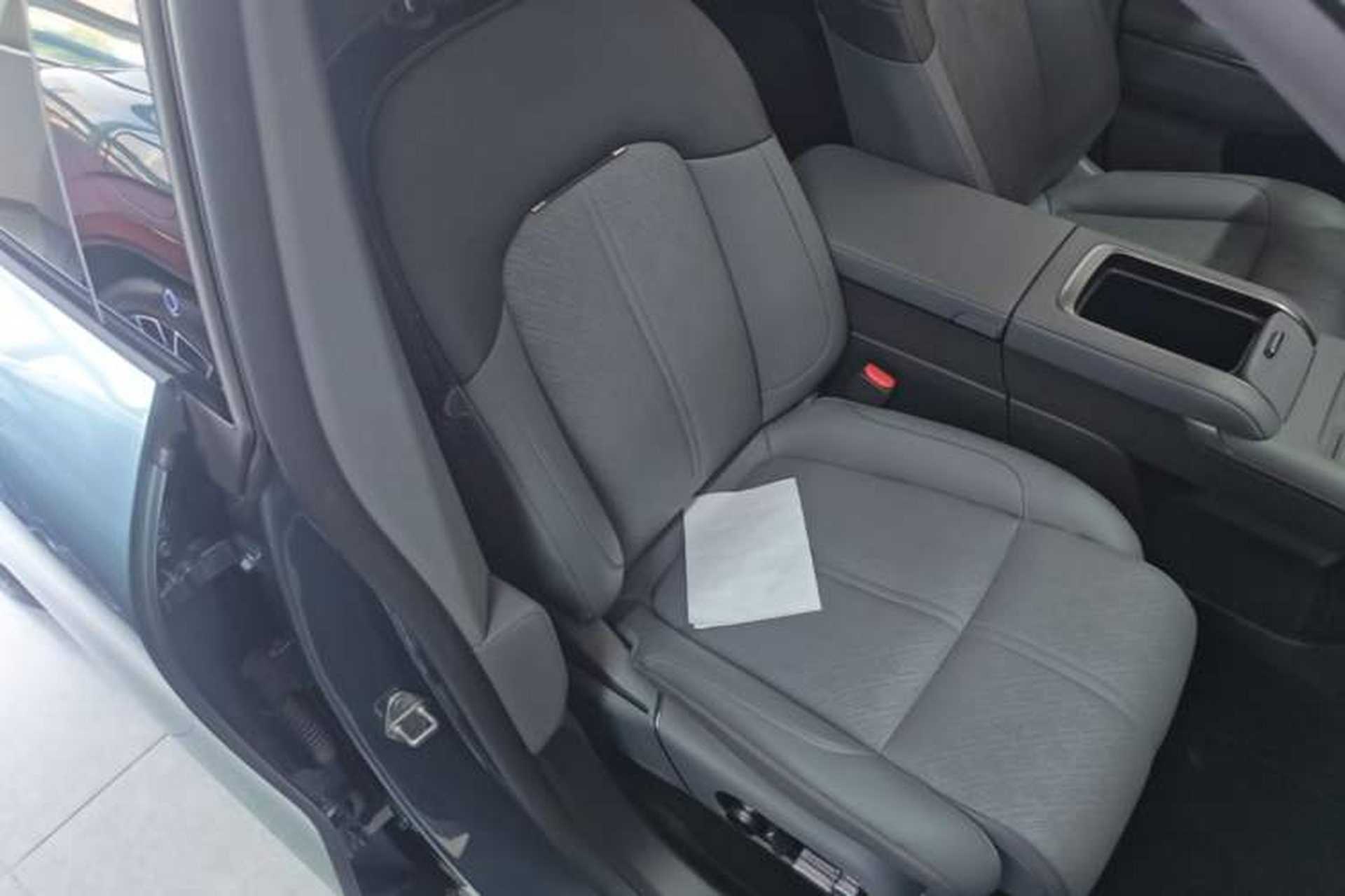 Used Zeekr 7X 2025 75 kWh Rear-Wheel Drive Intelligent Driving Version Right Front Seat