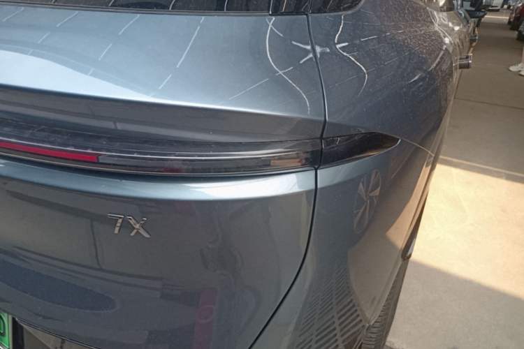 Used Zeekr 7X 2025 100 kWh Long-Range Rear-Wheel Drive with Intelligent Driving Features Right Rear Taillight