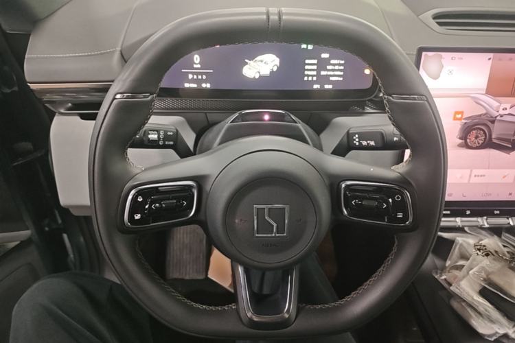 Used Zeekr 7X 2025 100kWh Long-Range All-Wheel Drive Intelligent Driving Version Steering Wheel