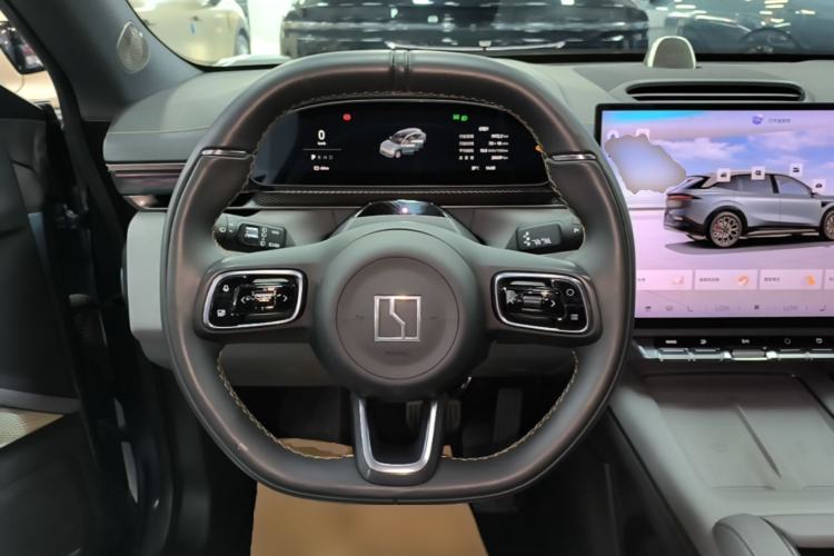 Used Zeekr 7X 2025 75 kWh Rear-Wheel Drive Intelligent Driving Version Steering Wheel