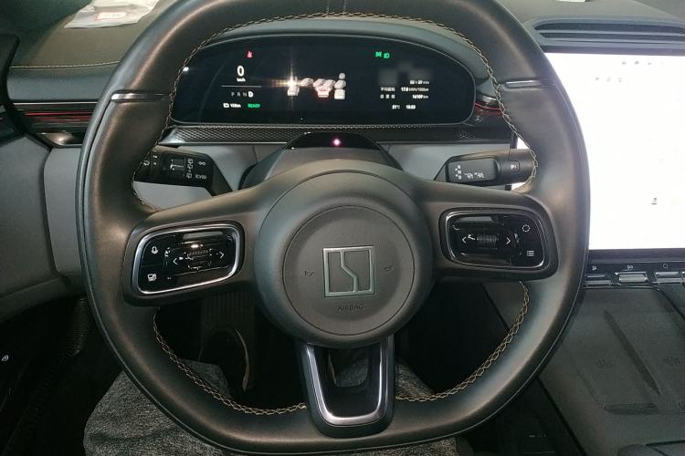Used Zeekr 7X 2025 75 kWh Rear-Wheel Drive Intelligent Driving Version Steering Wheel