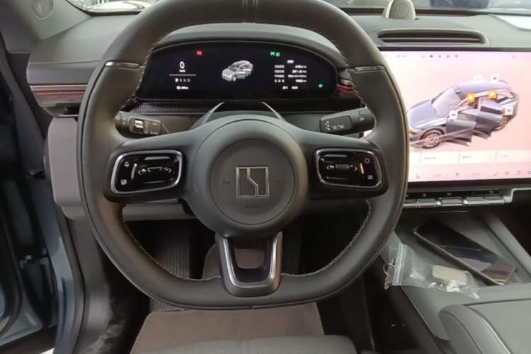 Used Zeekr 7X 2025 75 kWh Rear-Wheel Drive Intelligent Driving Version Steering Wheel