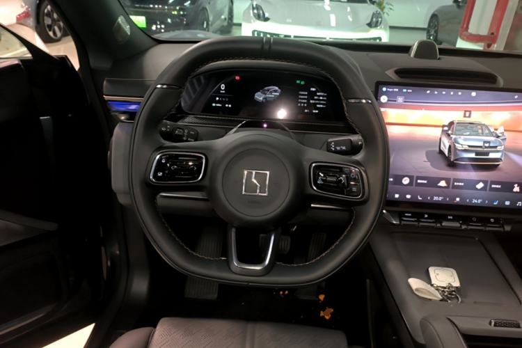 Used Zeekr 7X 2025 100kWh Long-Range All-Wheel Drive Intelligent Driving Version Steering Wheel