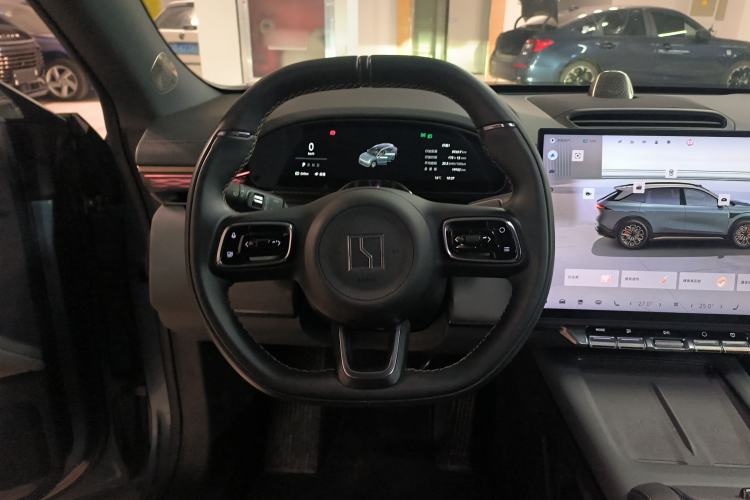 Used Zeekr 7X 2025 100kWh Long-Range All-Wheel Drive Intelligent Driving Version Steering Wheel