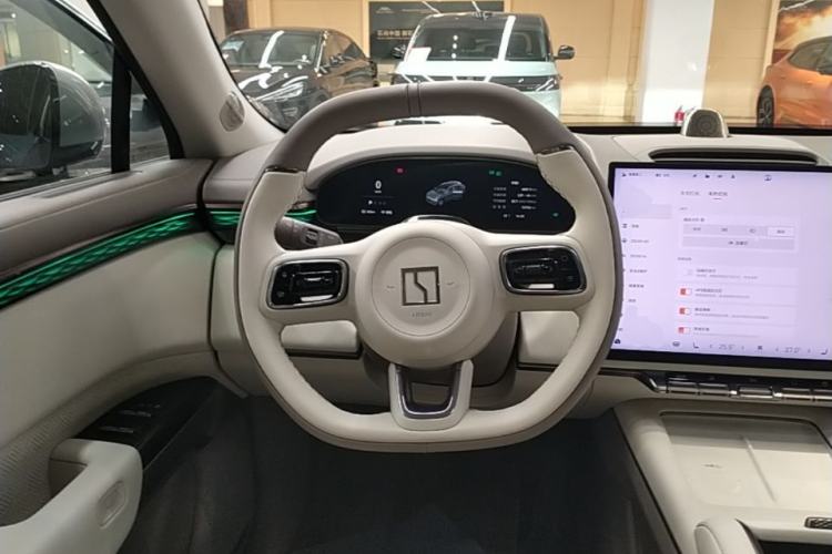 Used Zeekr 7X 2025 100kWh Long-Range All-Wheel Drive Intelligent Driving Version Steering Wheel