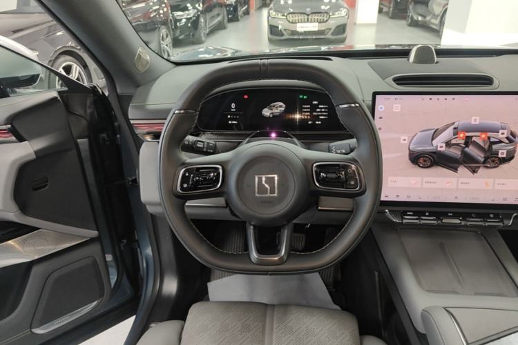 Used Zeekr 7X 2025 75 kWh Rear-Wheel Drive Intelligent Driving Version Steering Wheel