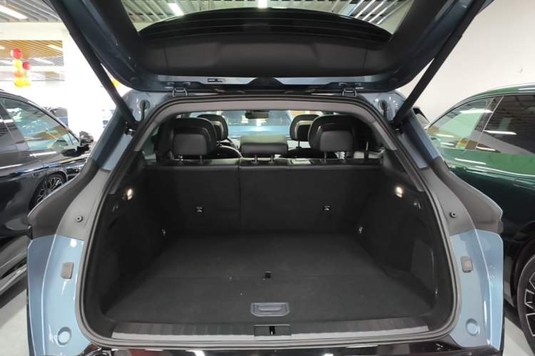 Used Zeekr 7X 2025 75 kWh Rear-Wheel Drive Intelligent Driving Version Trunk