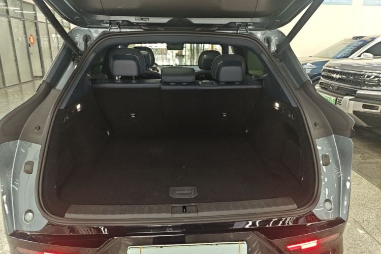 Used Zeekr 7X 2025 100kWh Long-Range All-Wheel Drive Intelligent Driving Version Trunk