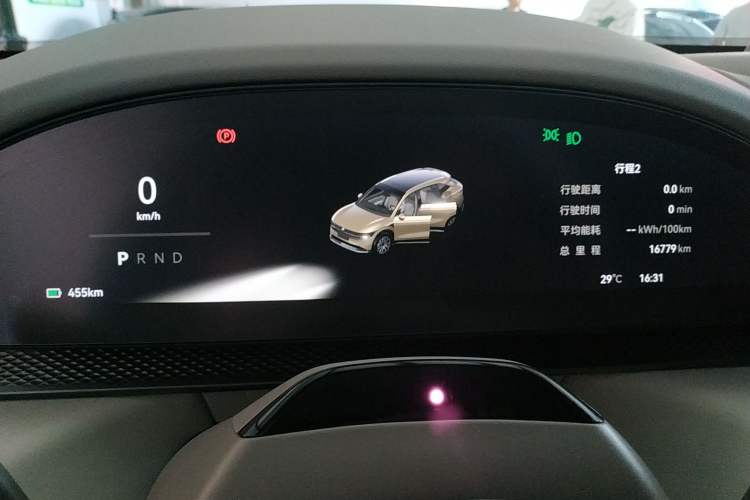 Used Zeekr 7X 2025 75 kWh Rear-Wheel Drive Intelligent Driving Version Instrument Cluster