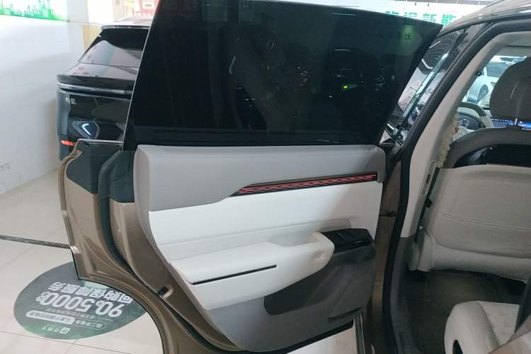 Used Zeekr 7X 2025 75 kWh Rear-Wheel Drive Intelligent Driving Version Left Rear Door Interior