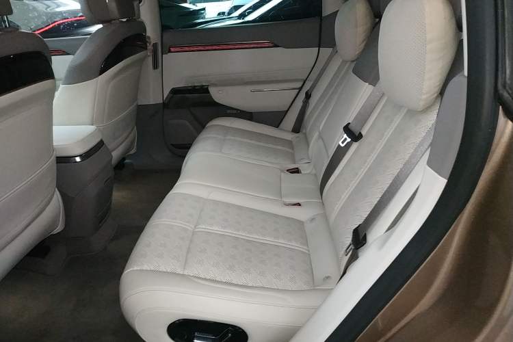 Used Zeekr 7X 2025 75 kWh Rear-Wheel Drive Intelligent Driving Version Left Rear Seat