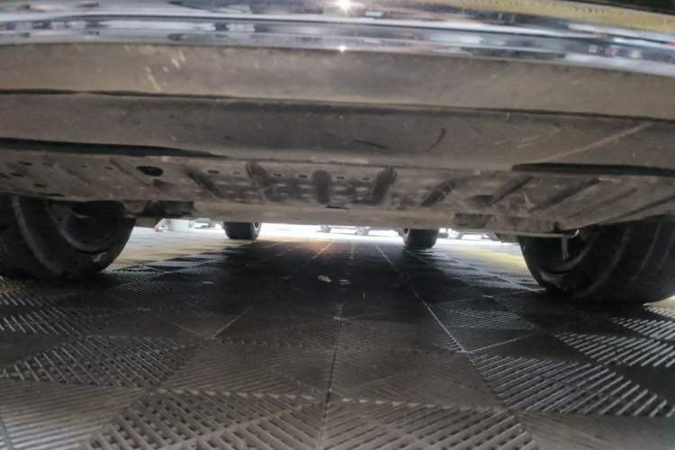 Used Zeekr 7X 2025 75 kWh Rear-Wheel Drive Intelligent Driving Version Chassis Rear