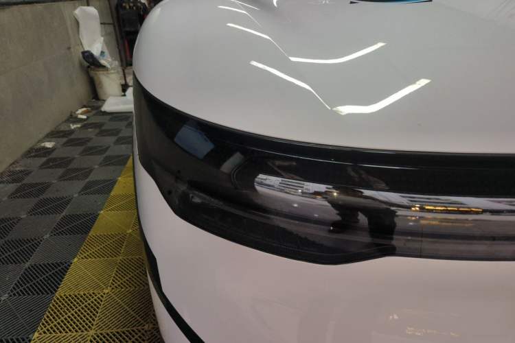 Used Zeekr 7X 2025 75 kWh Rear-Wheel Drive Intelligent Driving Version Right Front Headlight